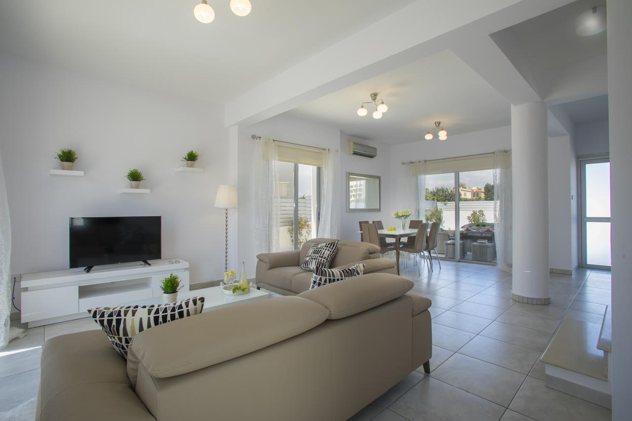 Villa Posidonas 9 Pernera ภายนอก รูปภาพ